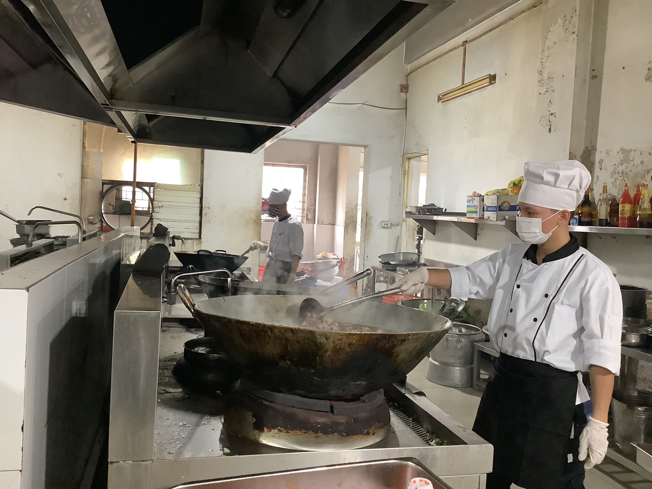 Hình ảnh về Bếp và Đầu bếp cung cấp Suất Ăn